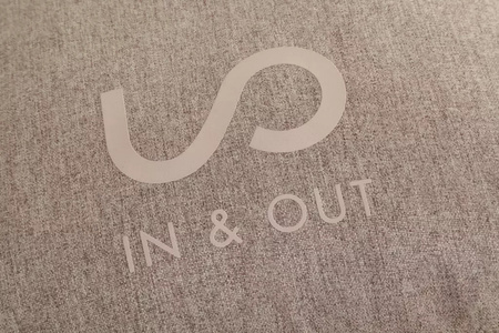 Zolux Legowisko dla psa IN and OUT 60 cm kol. brązowy 60x44x17 cm