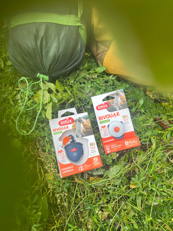 ZOLUX Świecąca zawieszka do obroży dla psa BIVOUAK niebieska orzech na USB